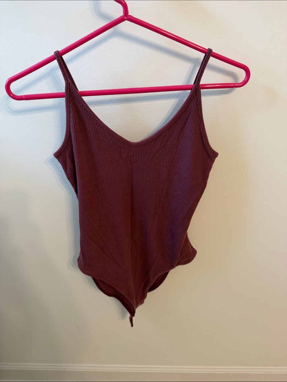 American Eagle Outfitters Ribbed V-Neck Bodysuit in Wine